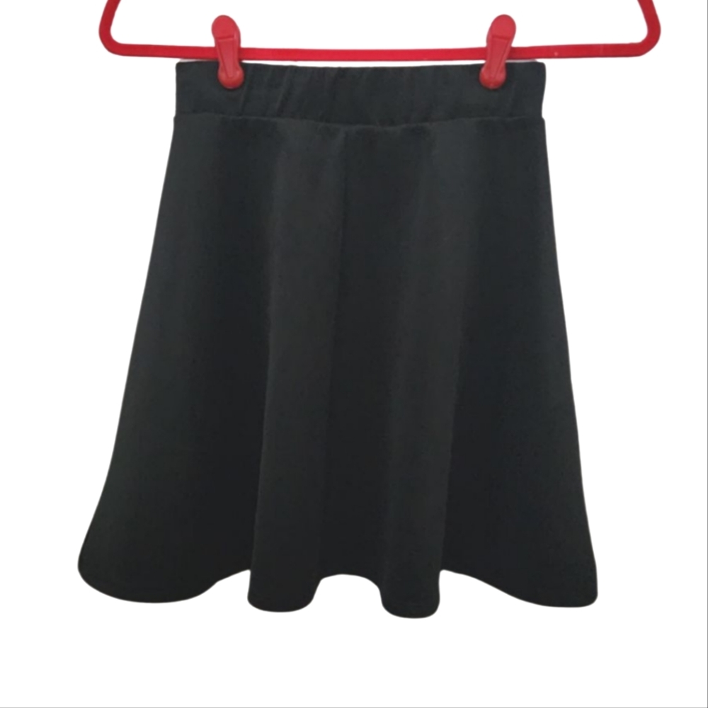 Black skirt